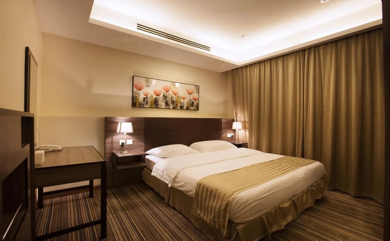 Grand Lily Hotel Suites 4