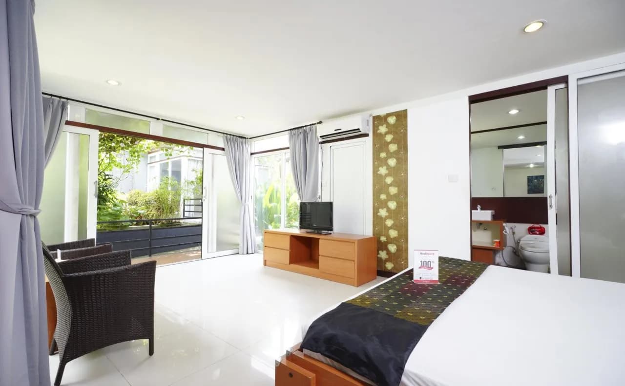 Aqua Bali Villa 4