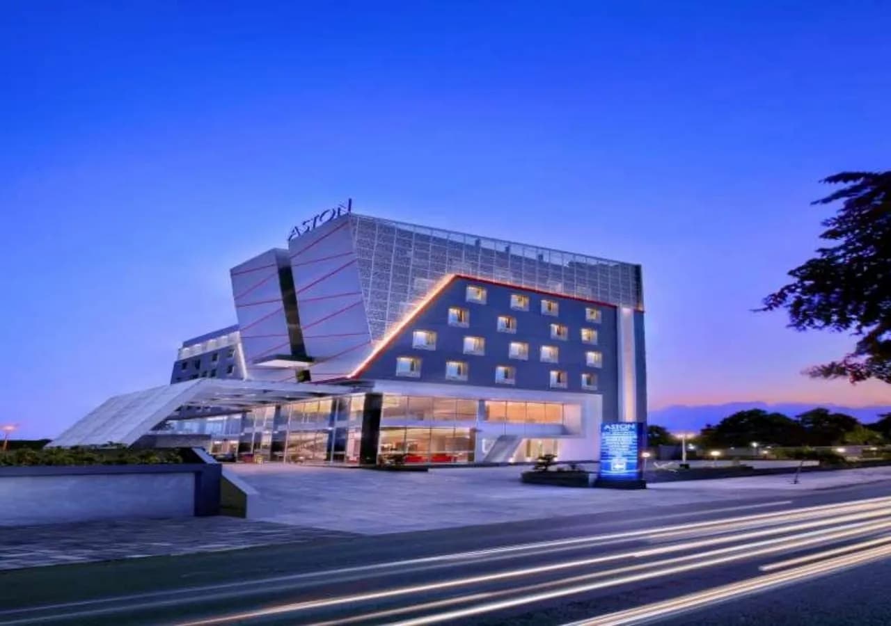 Aston Lampung City Hotel 4