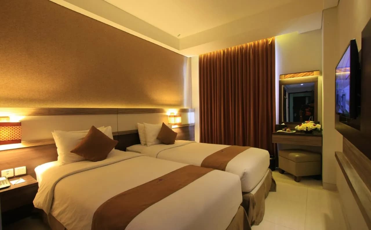 Crystal Lotus Hotel 2