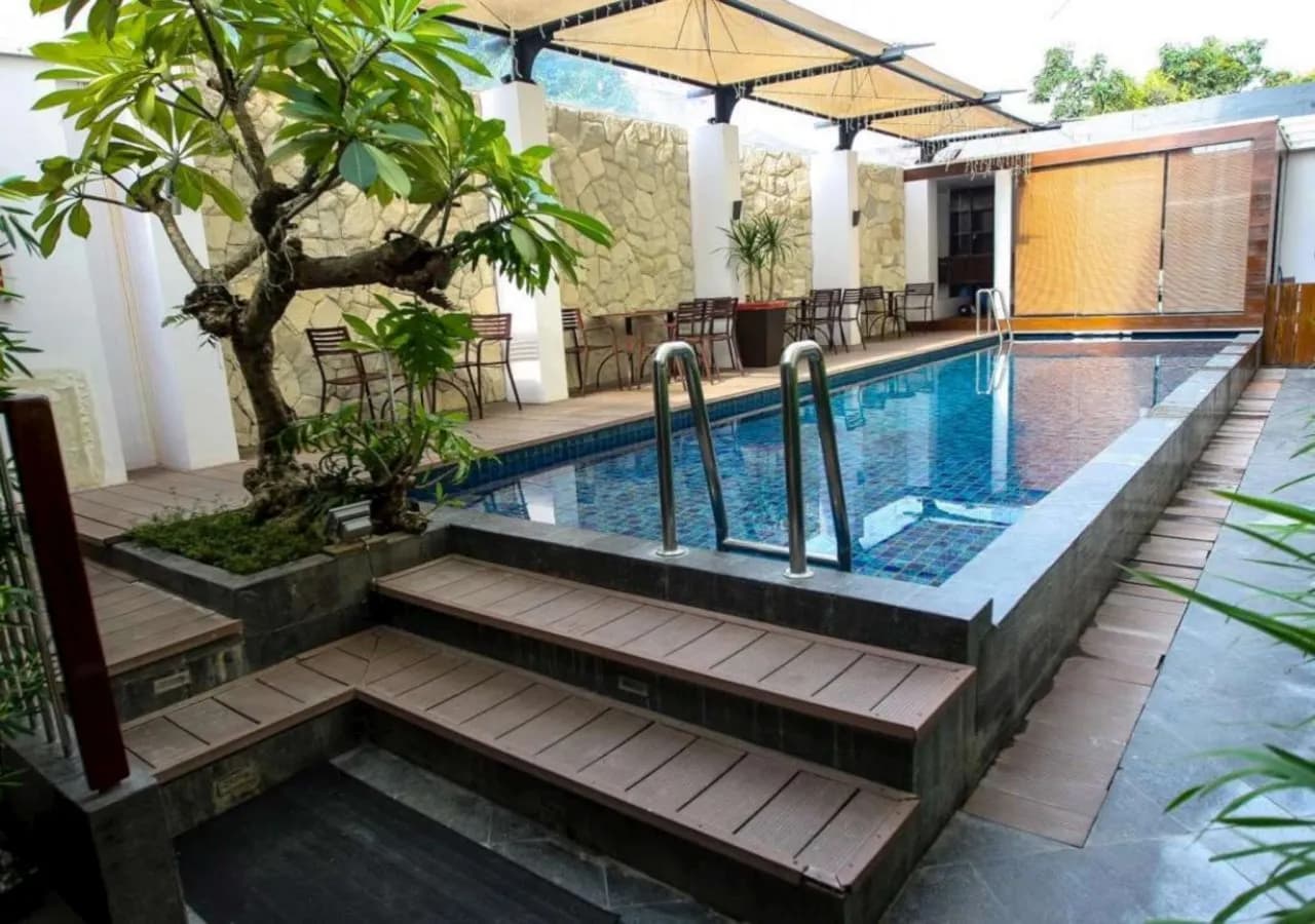 Favor Hotel