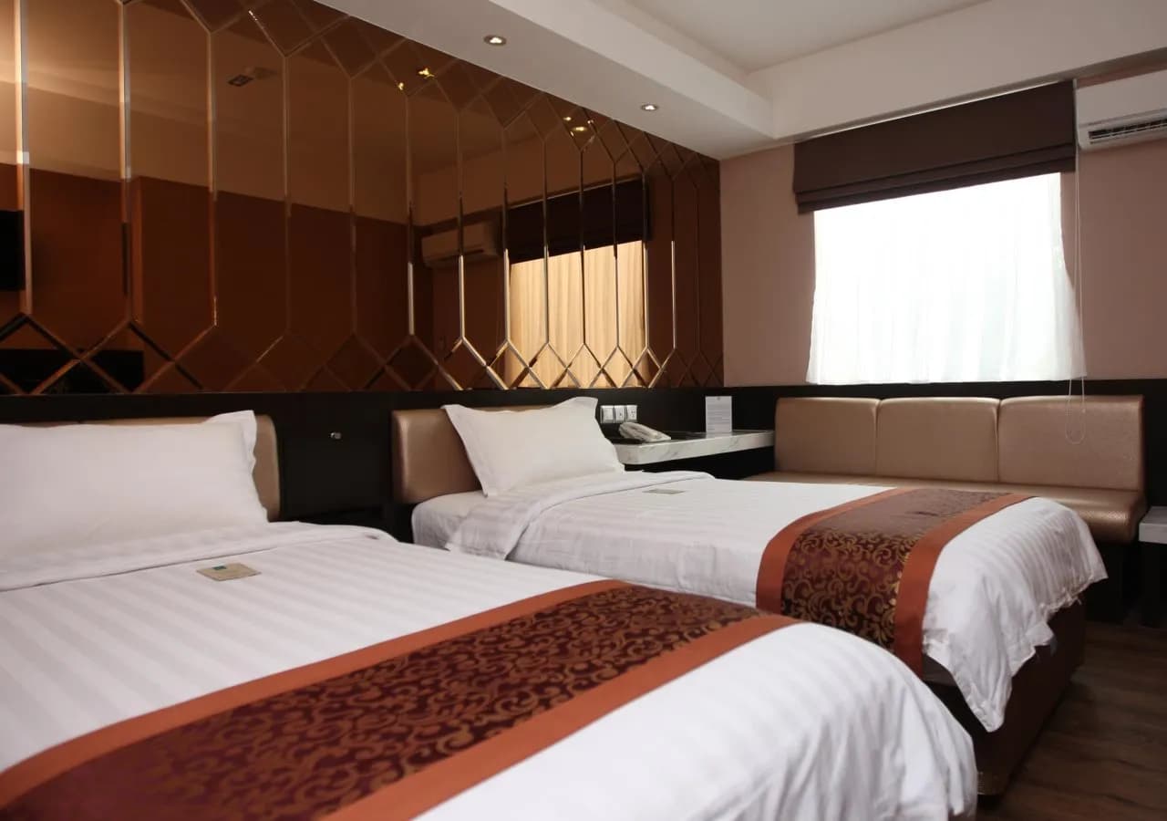Favor Hotel 2