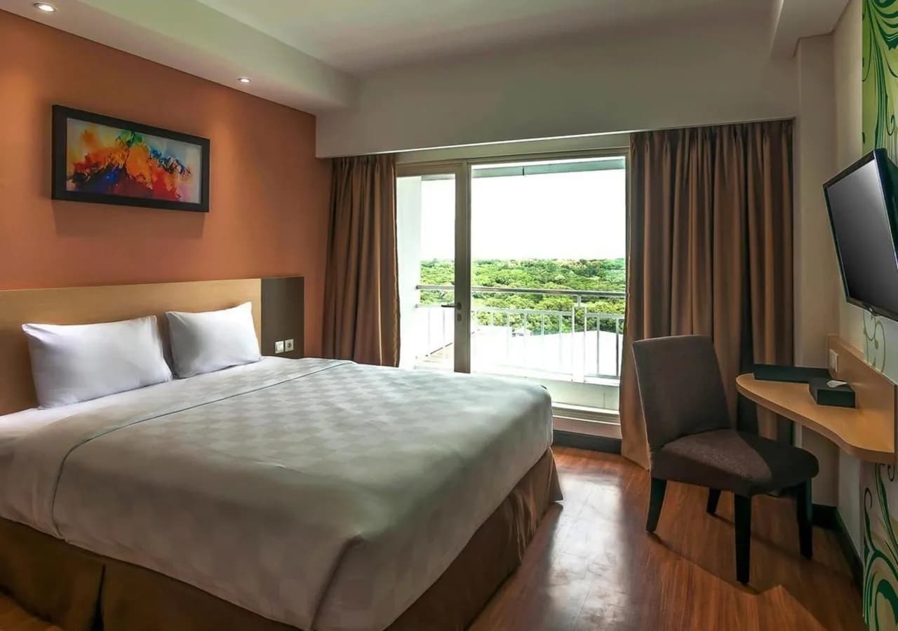 Dalton Hotel 2