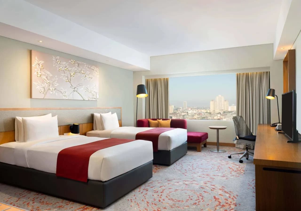 Holiday Inn And Suites Gajah Mada 3