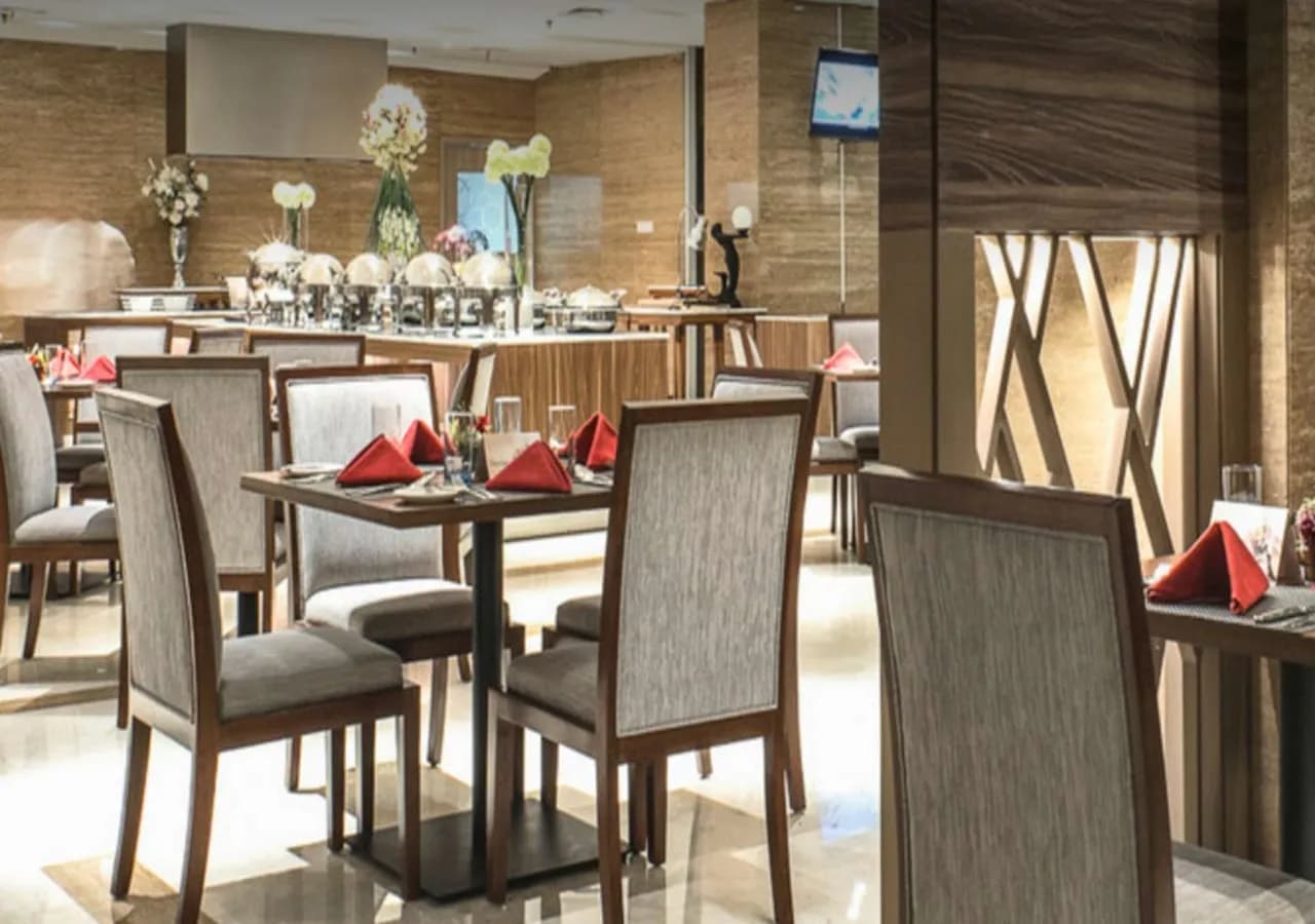 Hotel GranDhika Iskandarsyah 5
