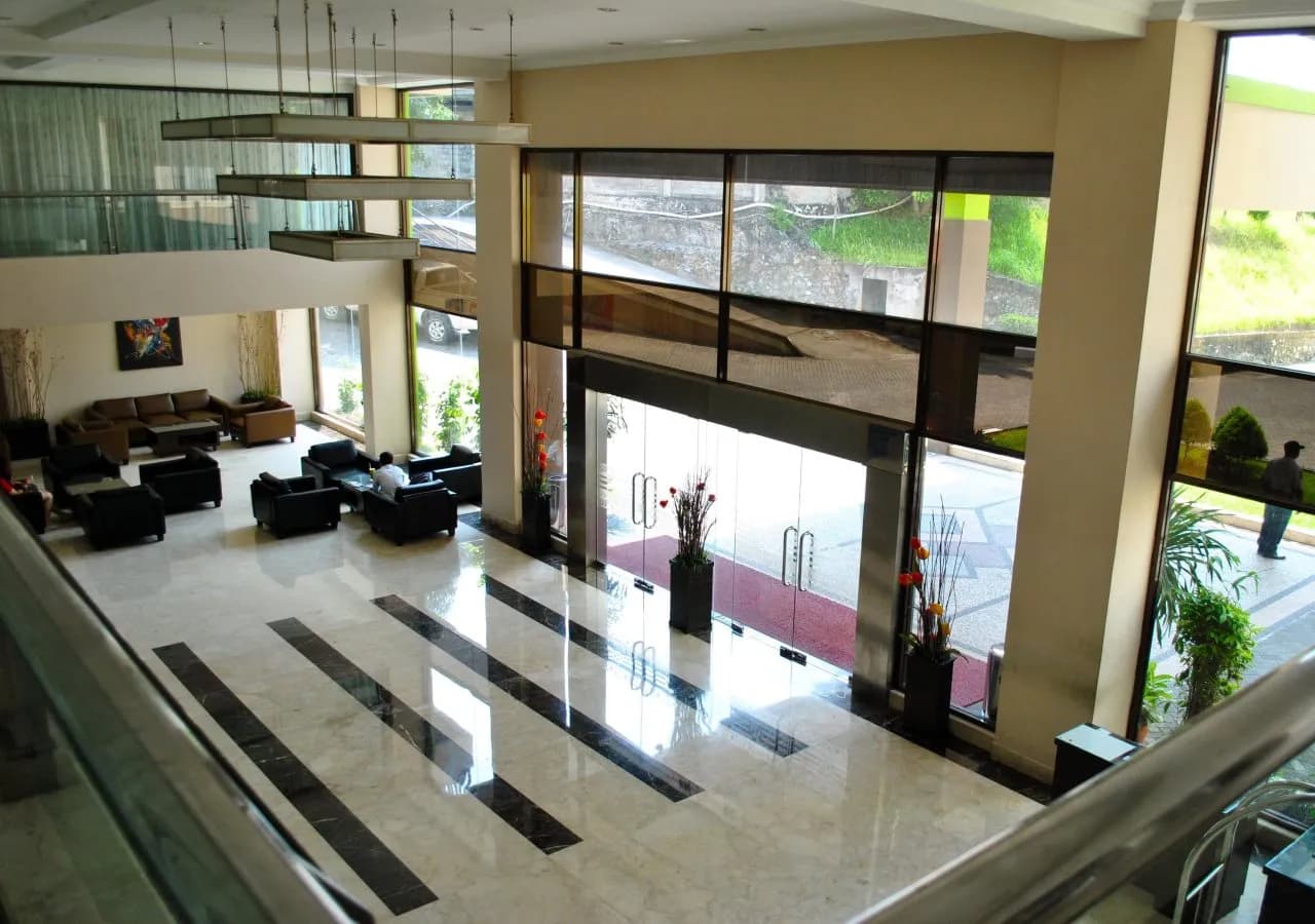 Hotel Nuansa Indah 4