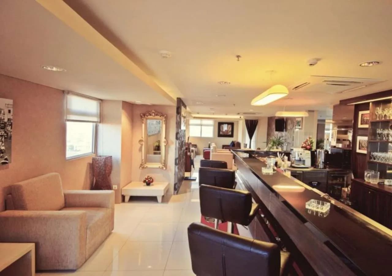 Hotel Gunawangsa Manyar 3