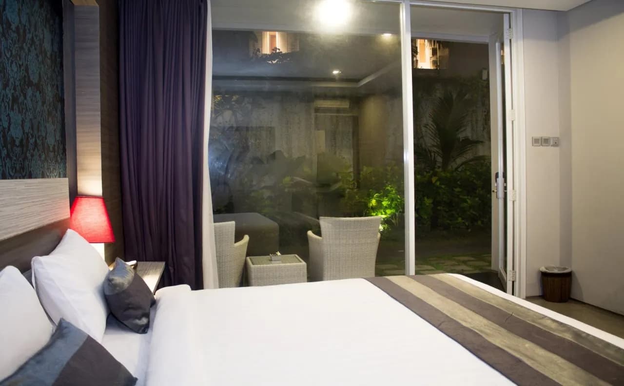 Transera Kamini Legian Hotel 4