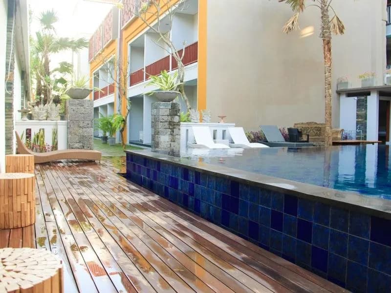 Transera Kamini Legian Hotel 3
