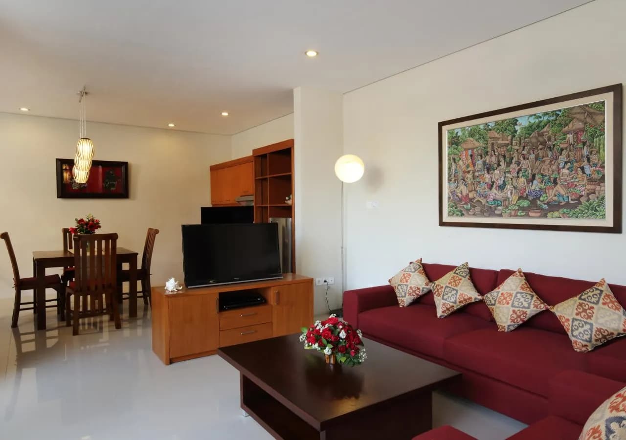 Royal Nyanyi Villa 2