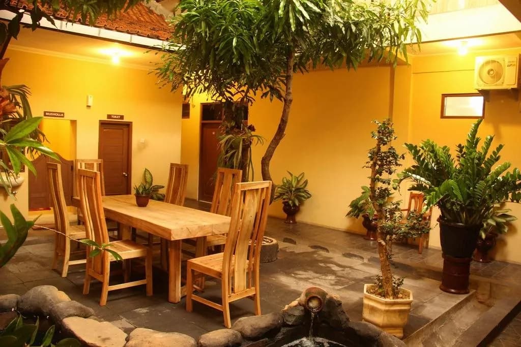 Sagan Huis Hotel & Coffee Shop 5