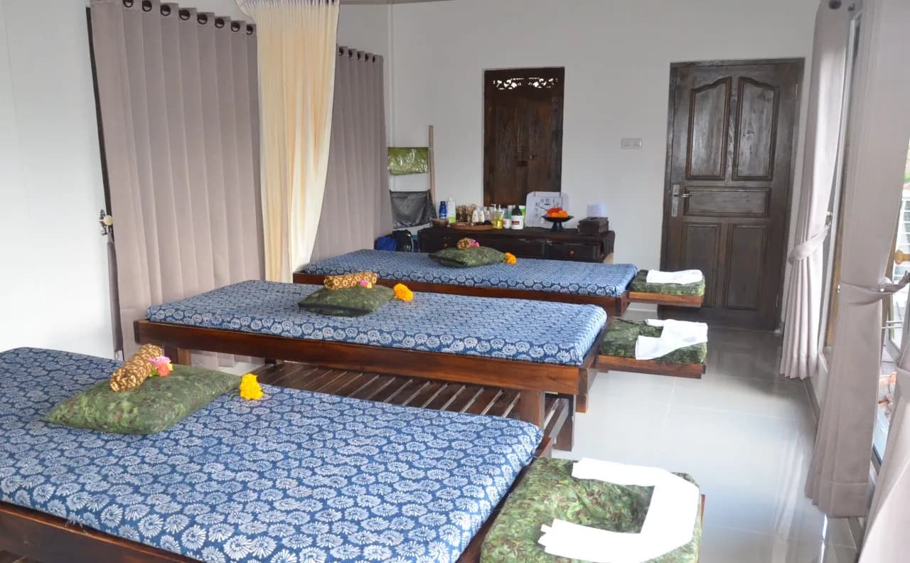 Suma Hotel Kalibukbuk 3