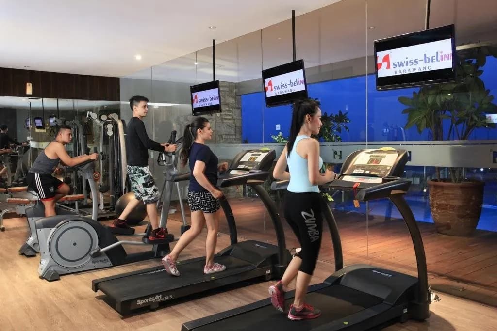 Swiss-Belhotel Karawang 4
