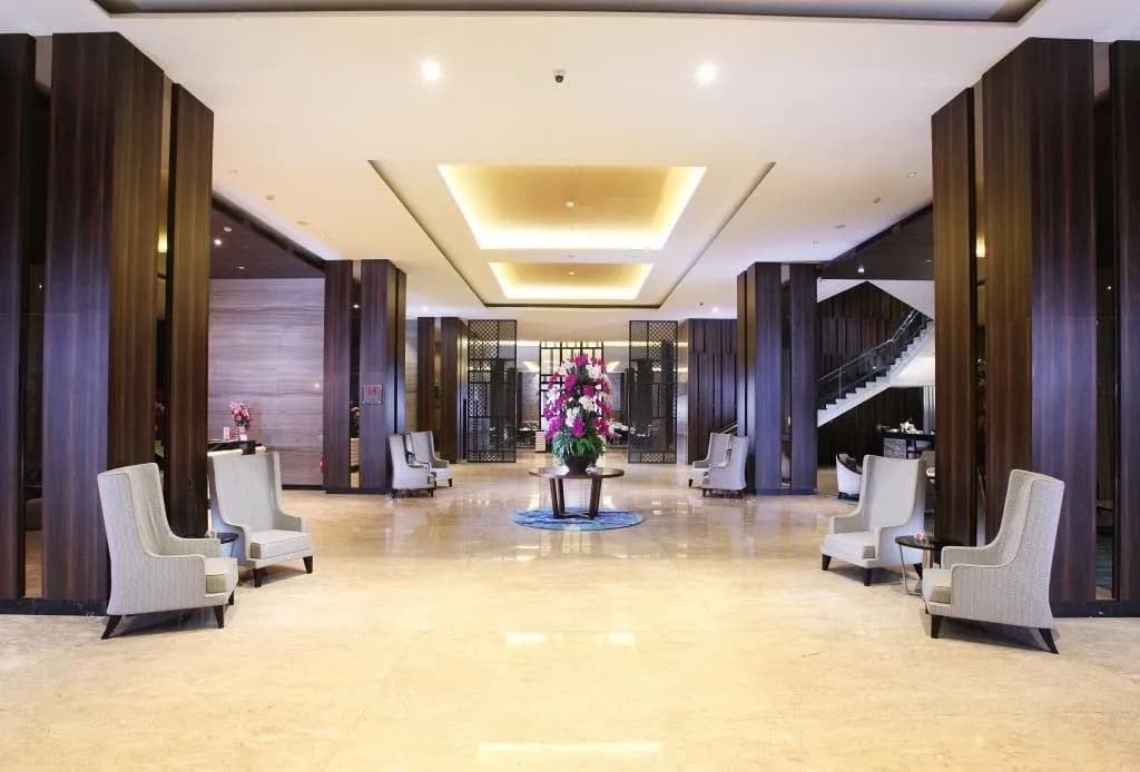 Swiss-Belhotel Karawang 3