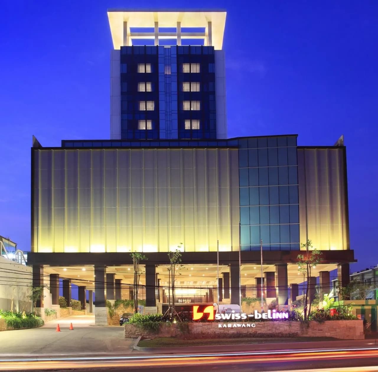 Swiss-Belhotel Karawang 5