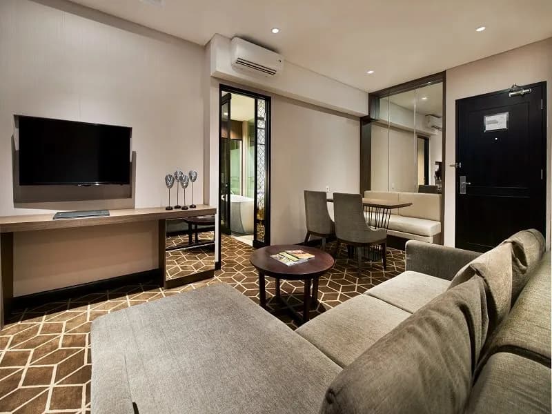 Swiss-Belinn Tunjungan 4