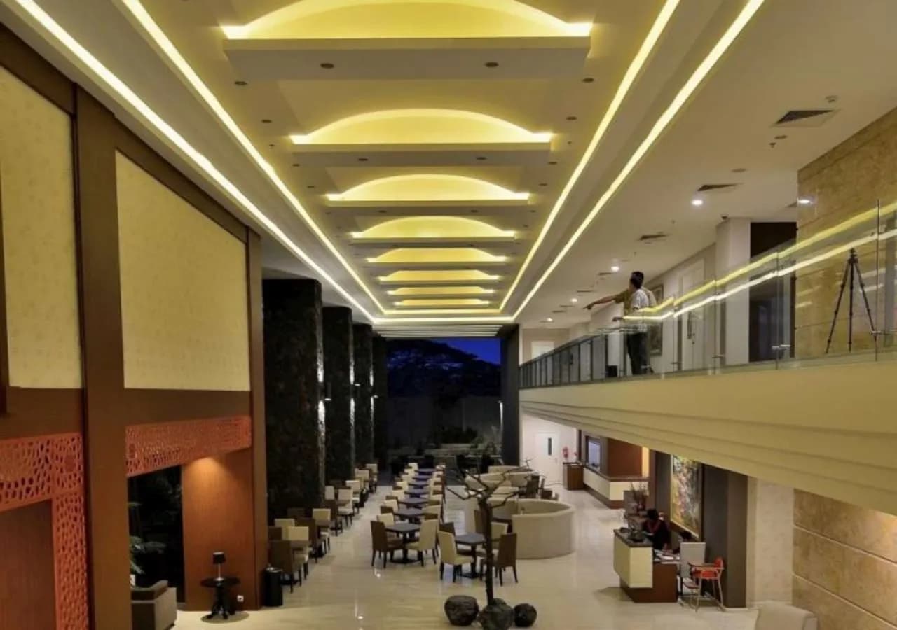Ascent Premiere Hotel and Convention 3