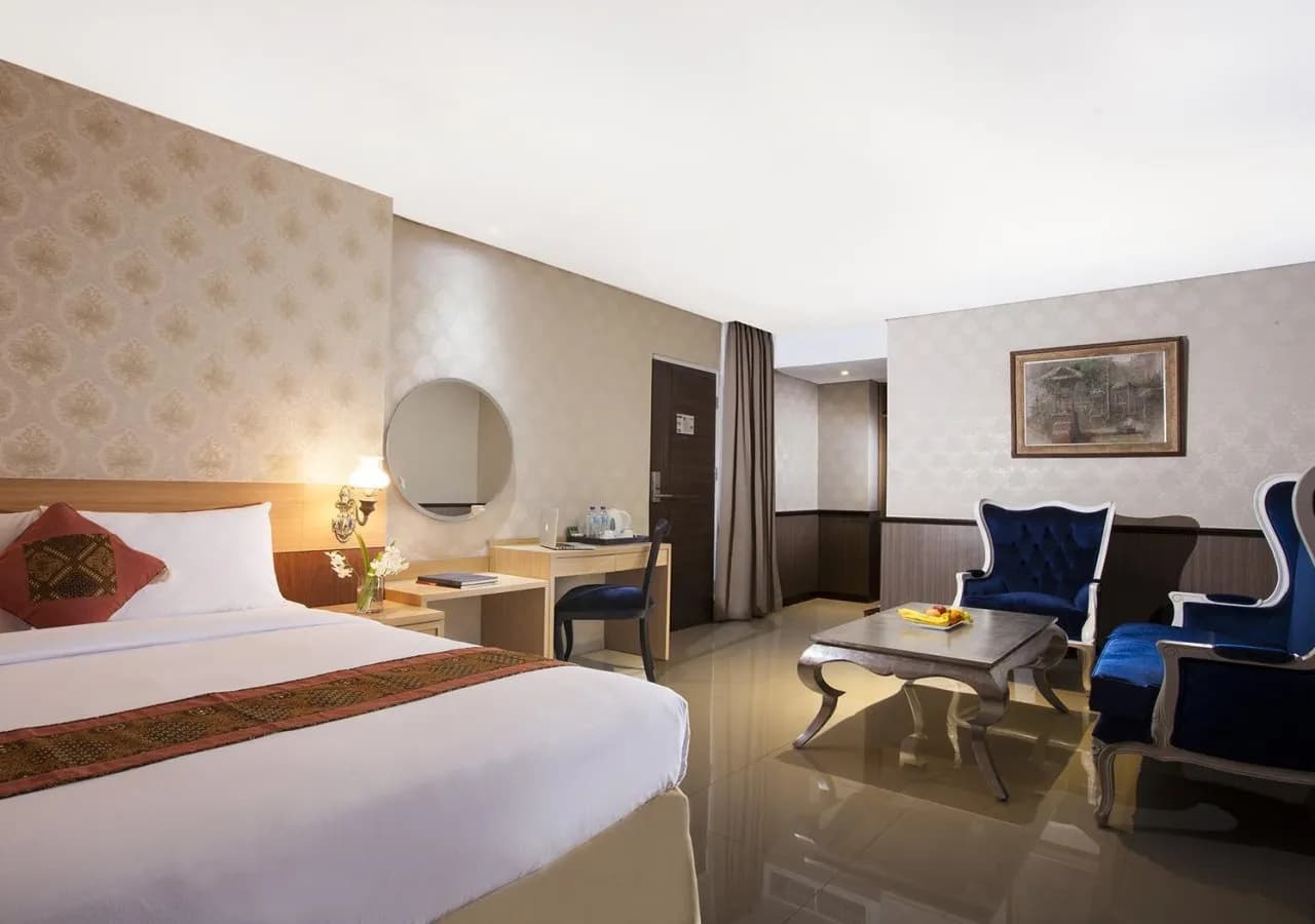 The Cube Hotel 4