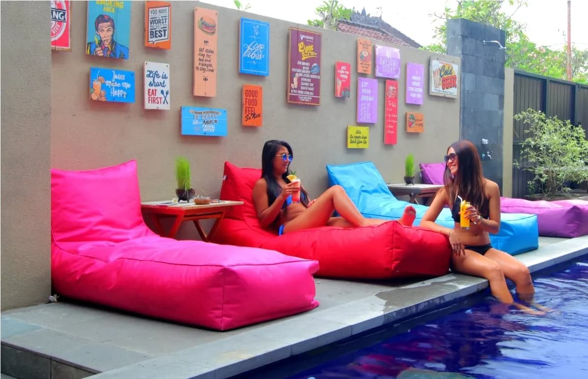 Vansari Hotel 3