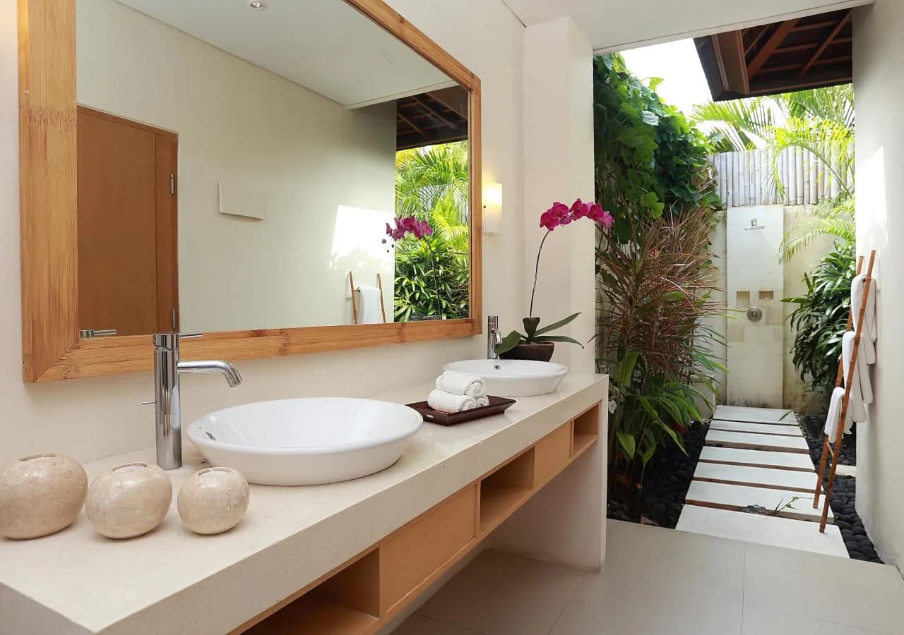 Villa Bali Asri Batubelig 4
