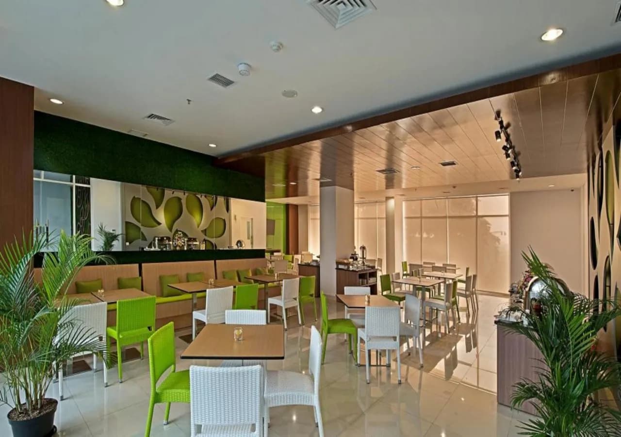 Whiz Prime Pajajaran Bogor 4