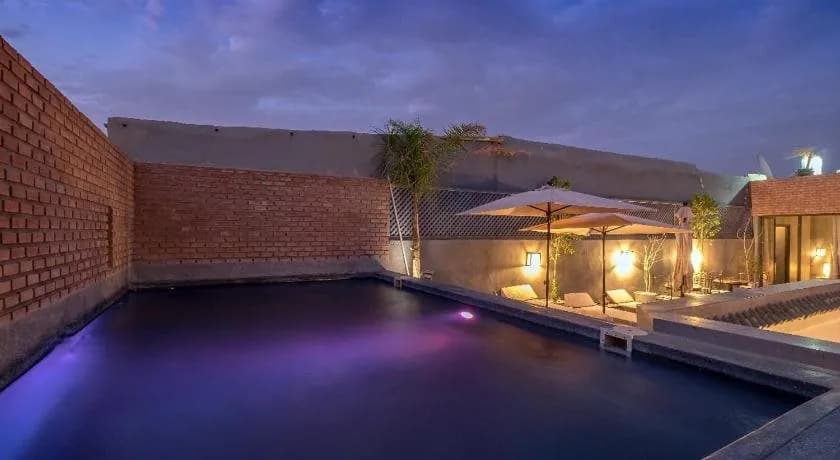 Riad Salam 40 2