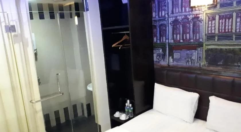De Nice Inn 2