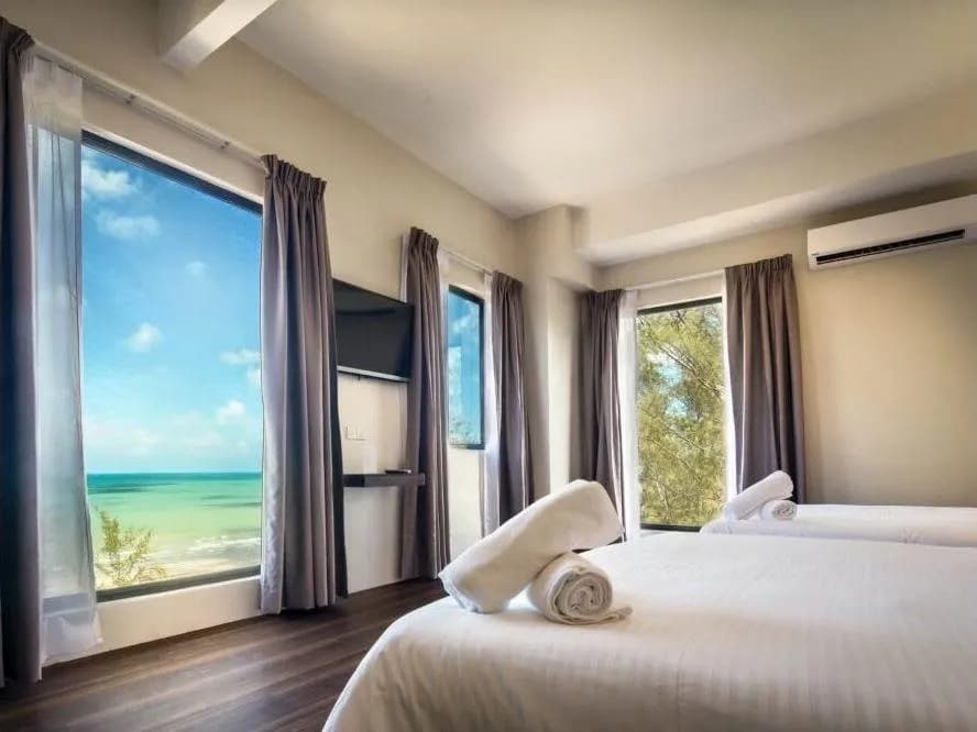 Mandurah Hotel