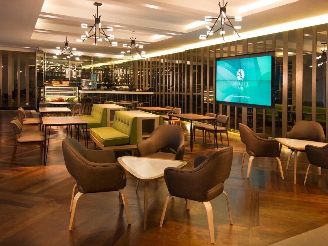 Olive Tree Hotel 5