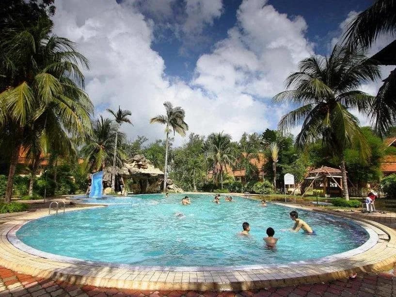 Rompin Beach Resort 4