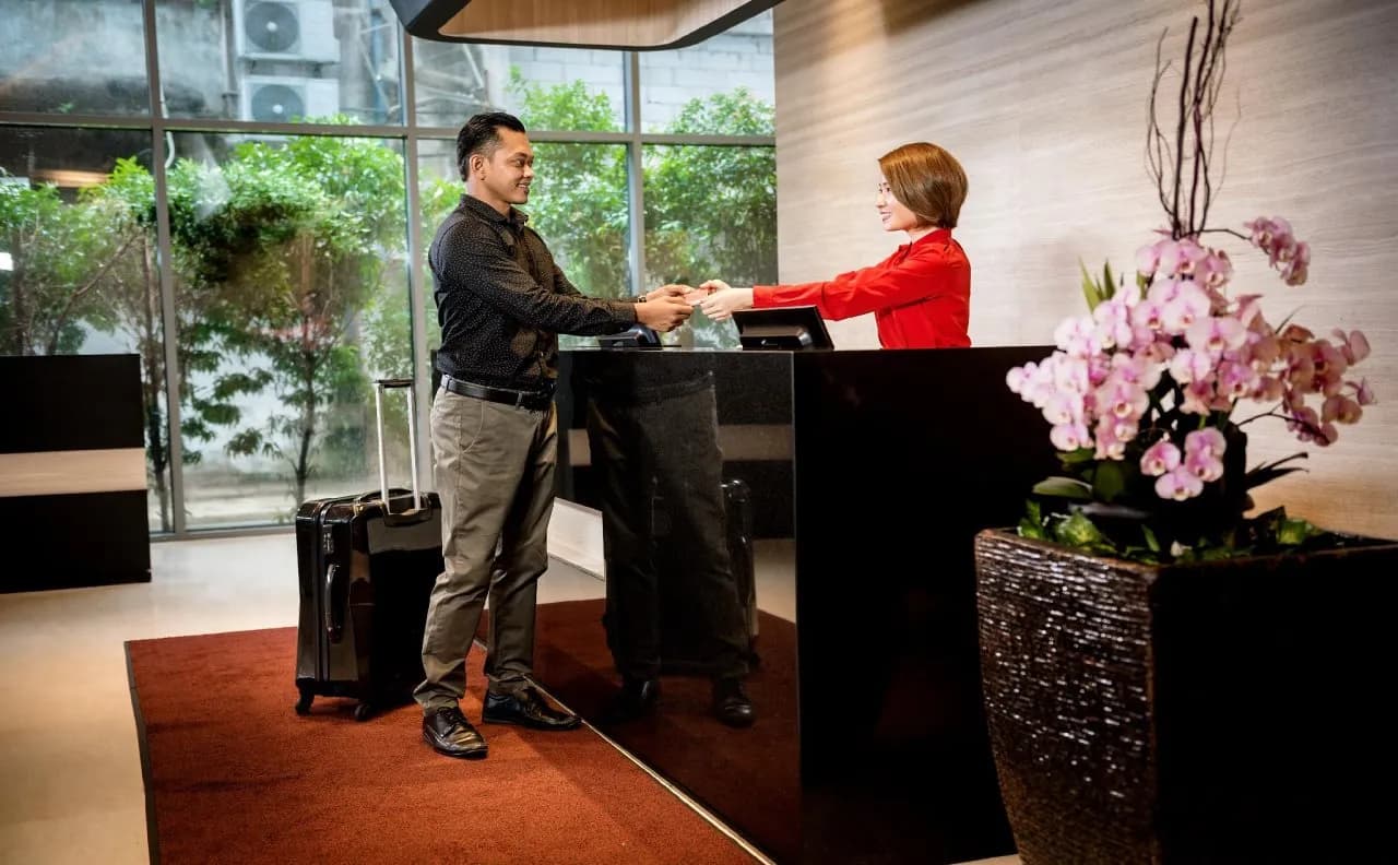 The Straits Hotel & Suites 5