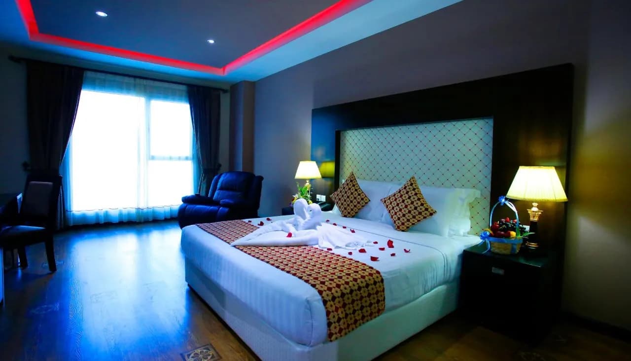 Crystal Palace Hotel 4