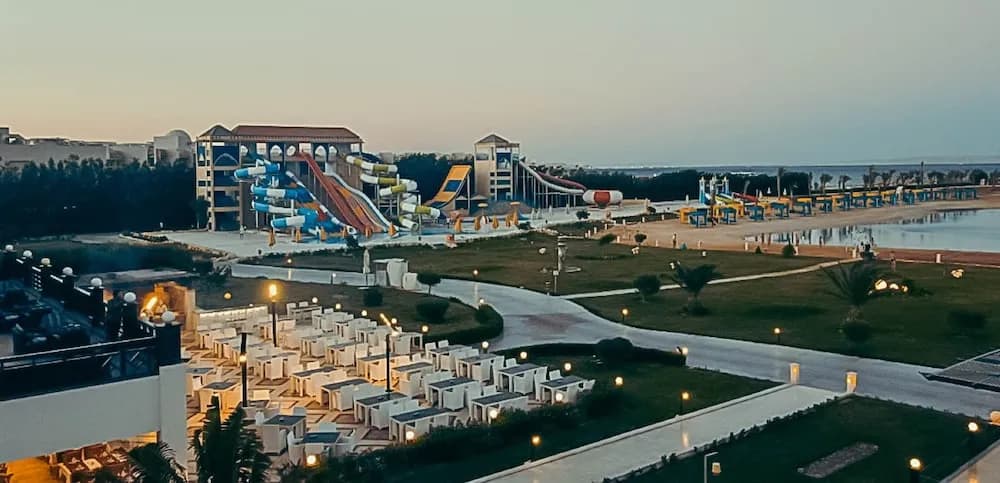 Gravity Hotel & Aqua Park Hurghada