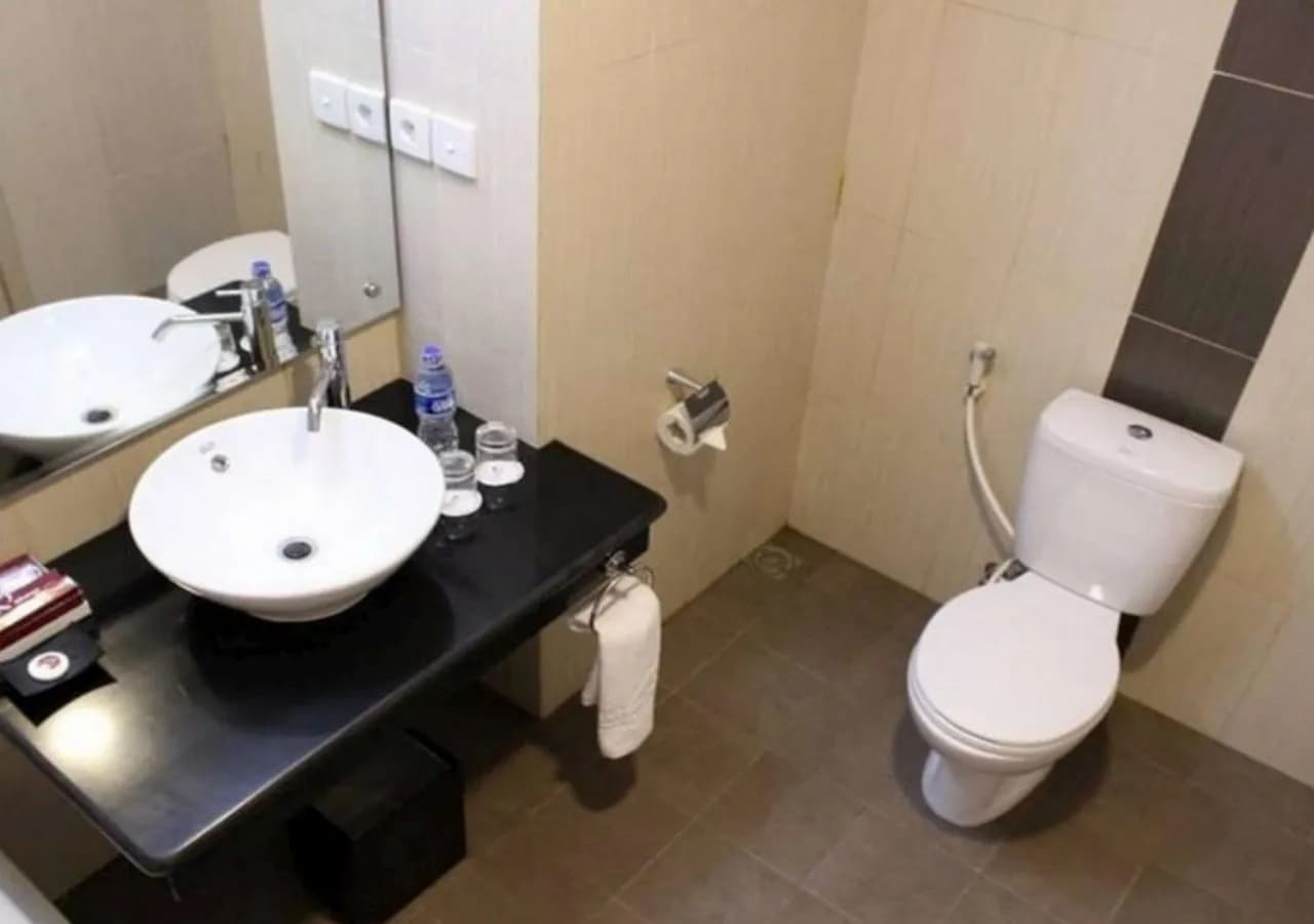 Days Hotel & Suites by Wyndham Jakarta Airport 2