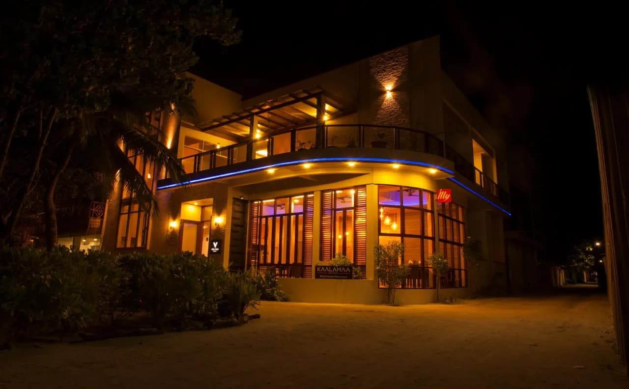 Velana Beach Hotel 5