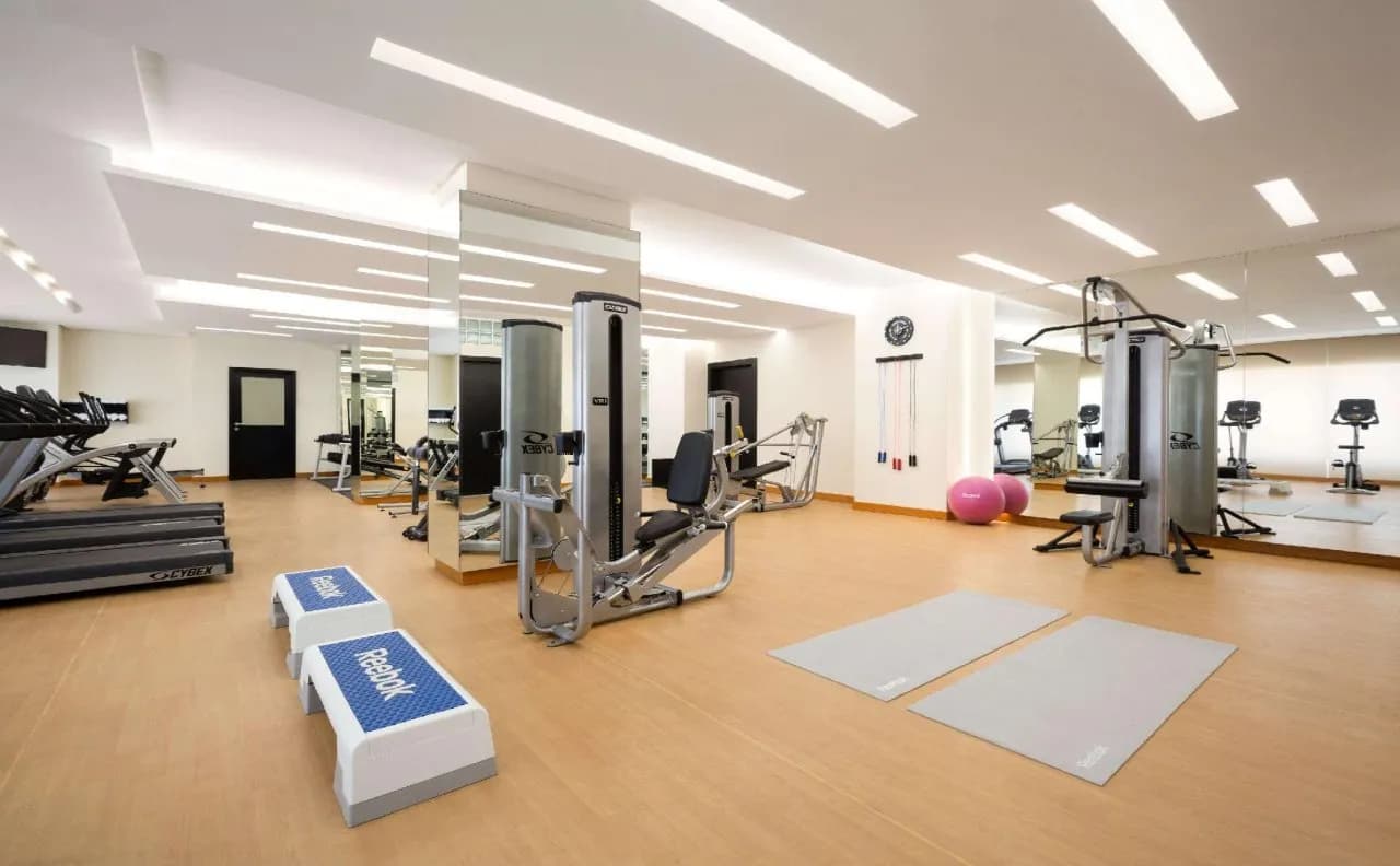 Wyndham Garden Manama 5
