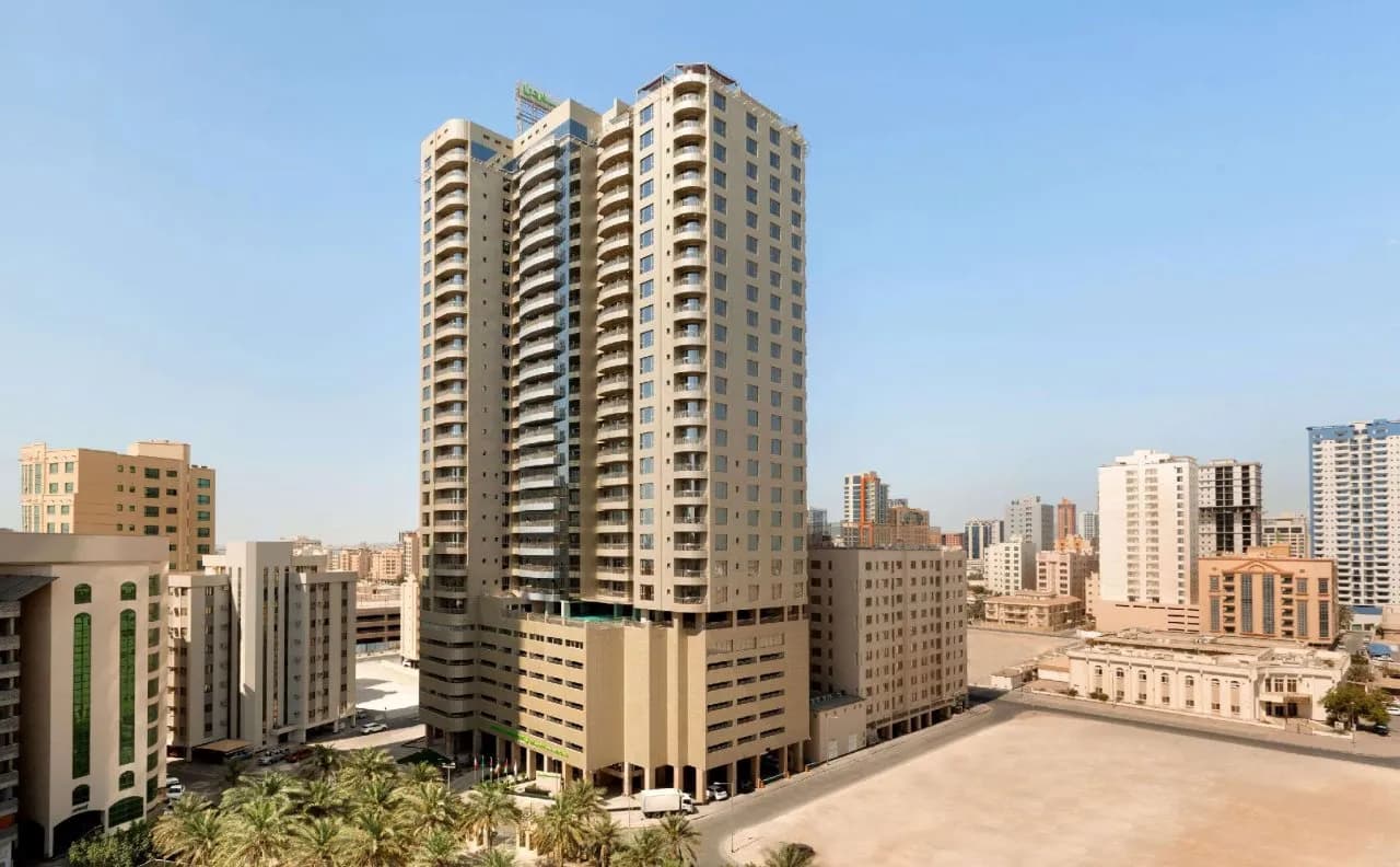 Wyndham Garden Manama 4