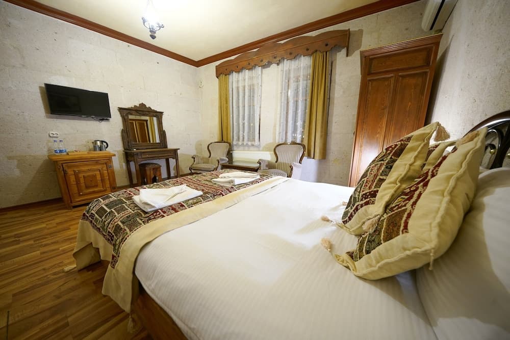 Arch Palace Hotel 5