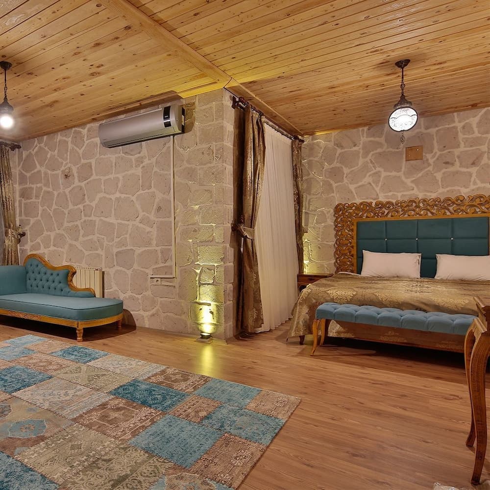 Elevres Stone House Hotel 5