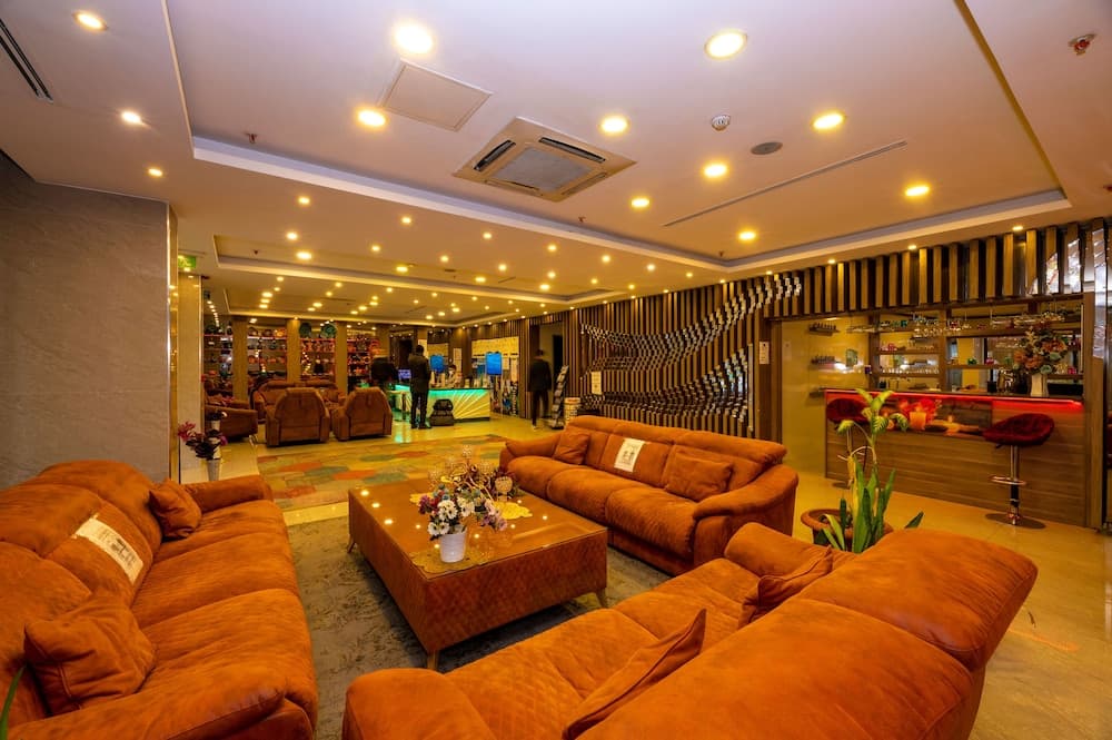 Grand Palace Hotel 4