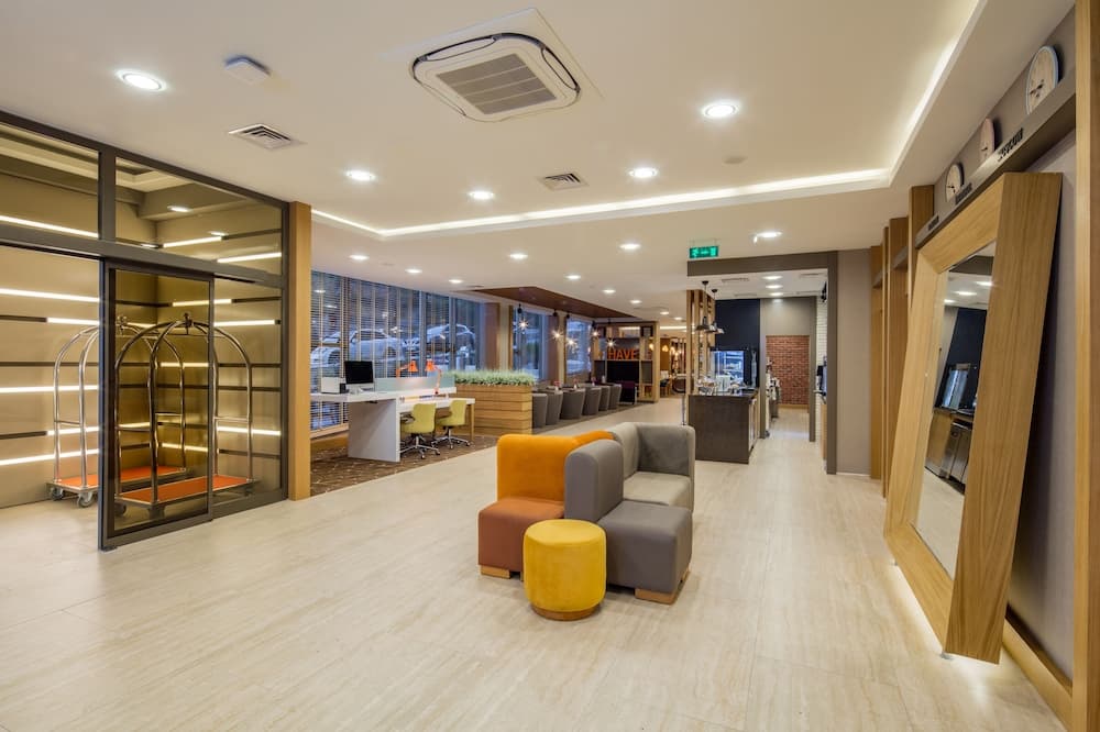 Holiday Inn Antalya - Lara 3