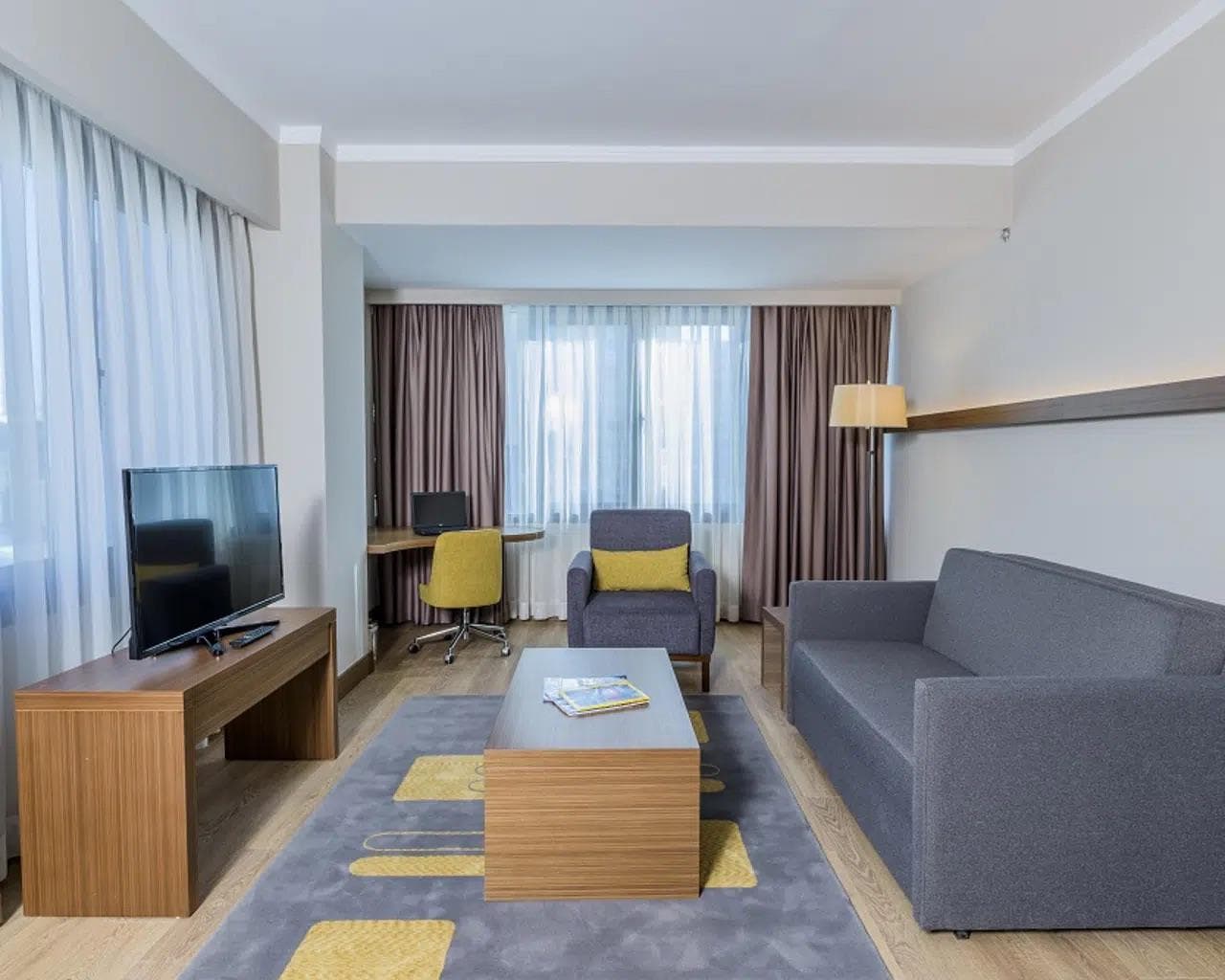 Nearport Hotel 3