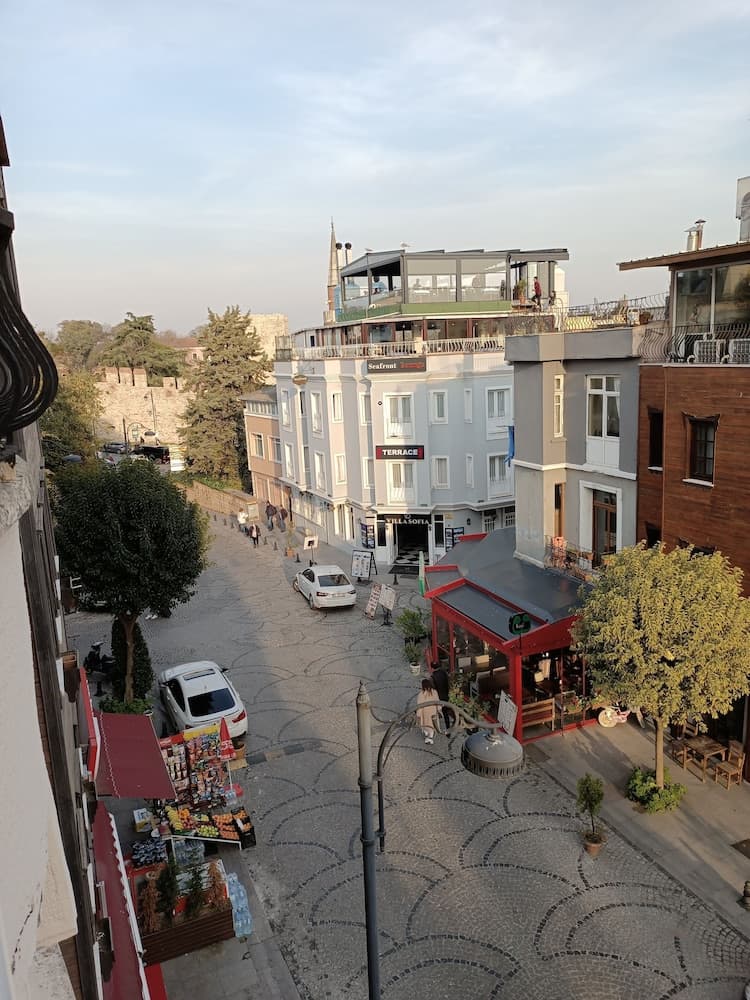 Istanbul Guesthouse & Hostel