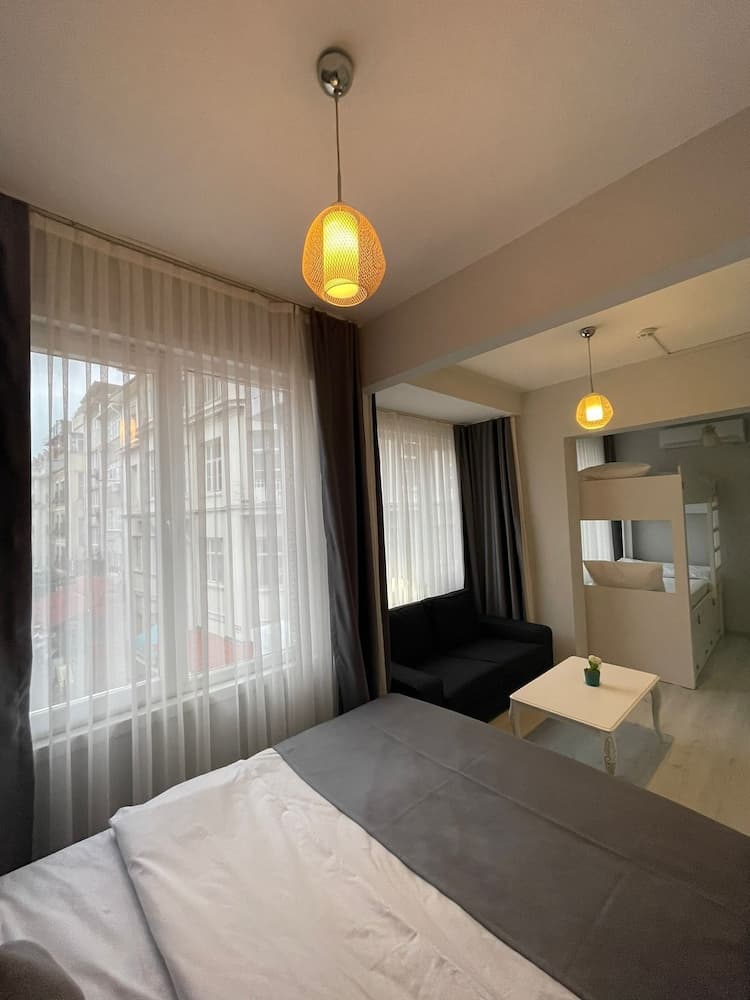 Oldmile Palace Hotel 4
