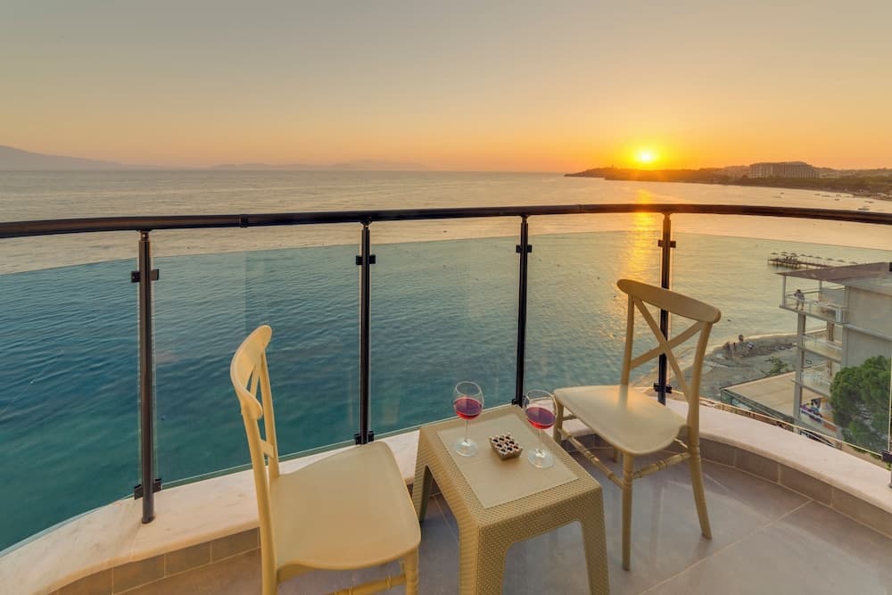 Signature Blue Resort 5