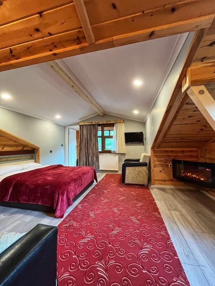 Yedigoller Hotel 2