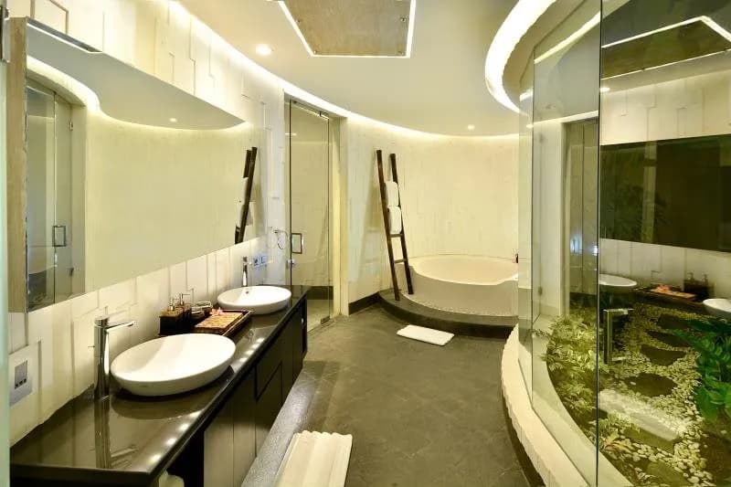 Taman Mesari Luxury Villa 4