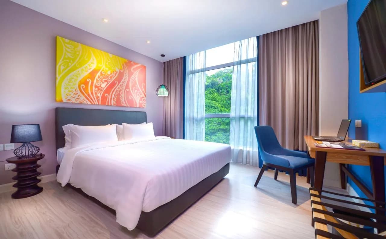 Mercure Kota Kinabalu City Centre 3