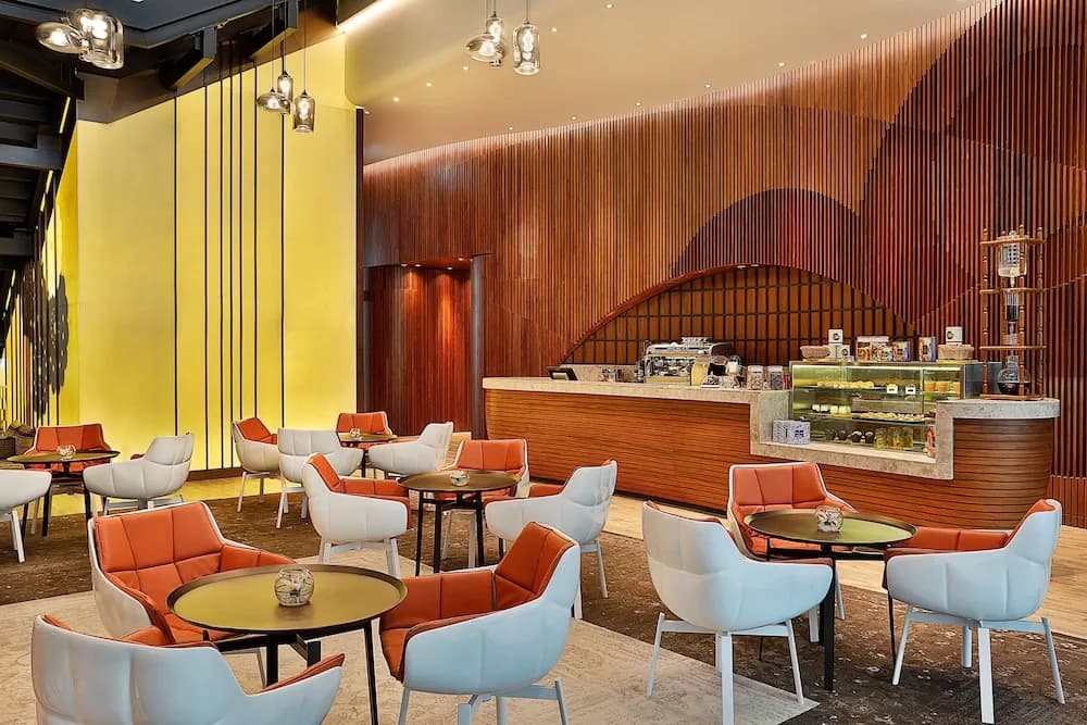 DoubleTree by Hilton Dubai - Business Bay 3