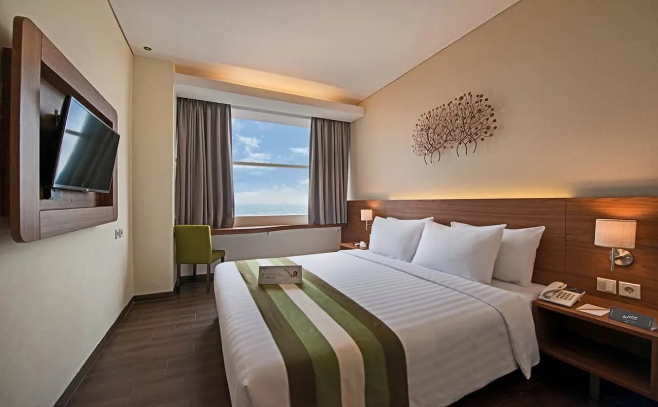 Grand Whiz Poins Square Simatupang Jakarta 2